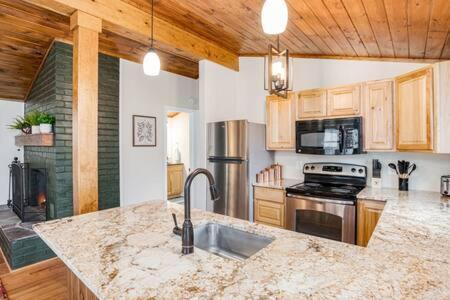 Harpers Ferry Cabin Hot Tub, Deck, Fire Pit, Wifi Exterior foto